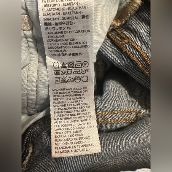 Levi's Women's 501 Original Denim Shorts - Cut Off  Blue Sz 28 (j10) - Picture 8 of 9